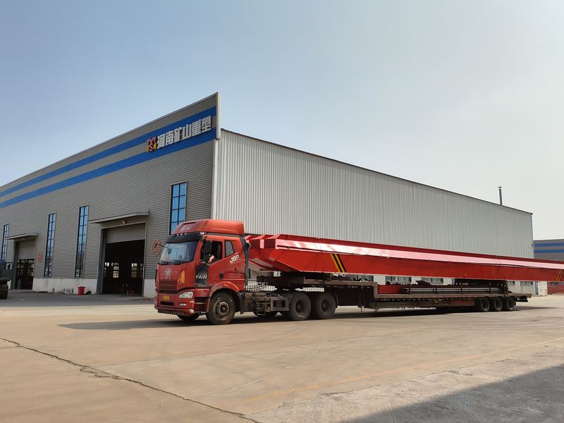 4臺電動(dòng)單梁起重機(jī)，LD10t-26.53m，發(fā)往浙江交付客戶使用。